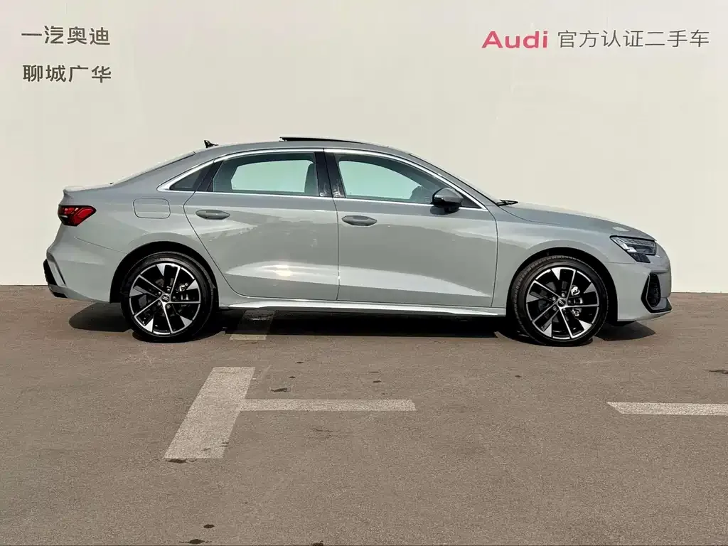 Audi A3 2024 из CN, фото 8