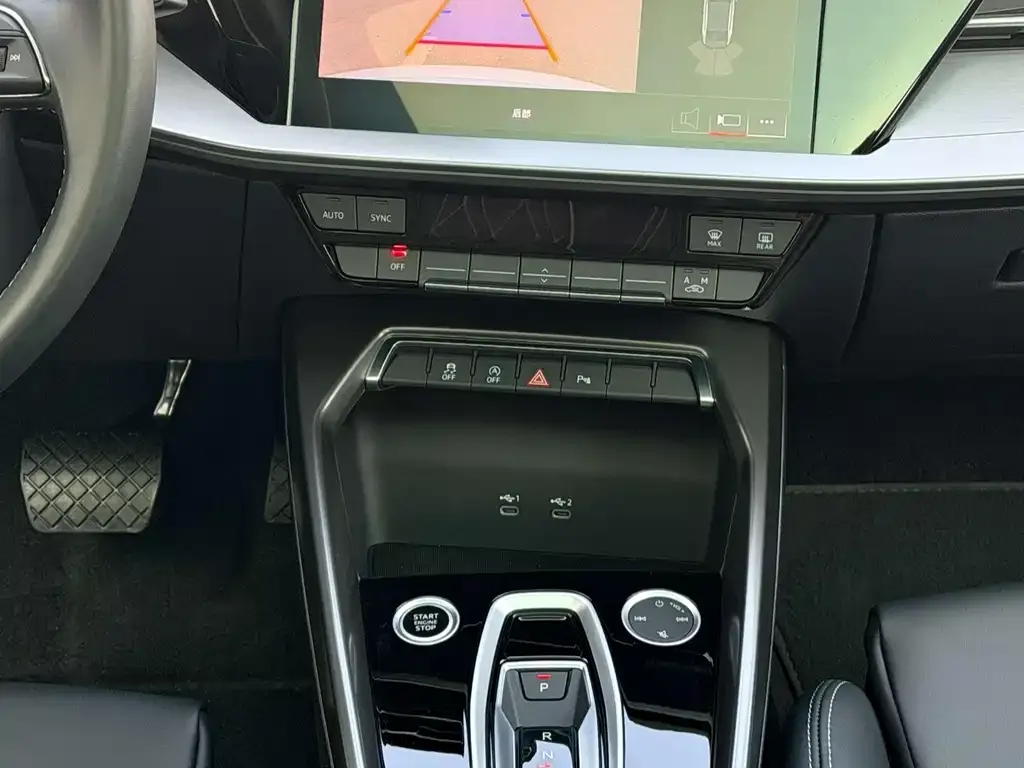 Audi A3 2024 из CN, фото 3
