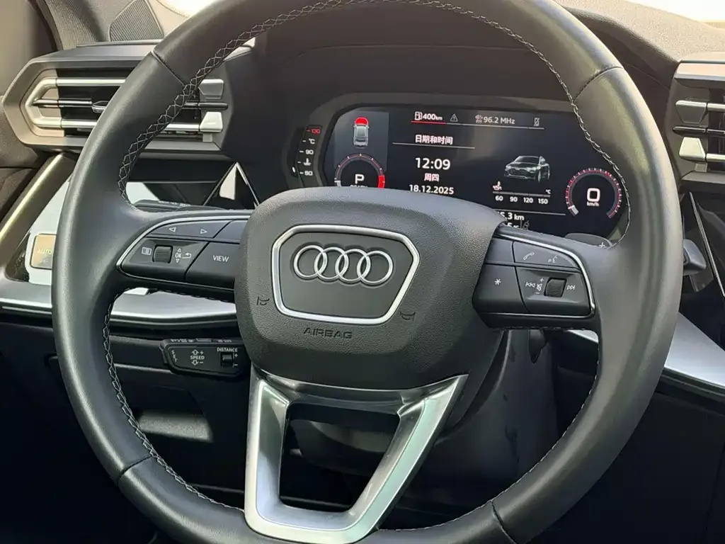 Audi A3 2024 из CN, фото 6