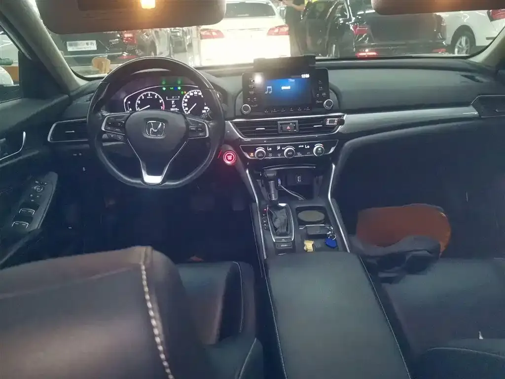 Honda Inspire 2021 из CN, фото 10