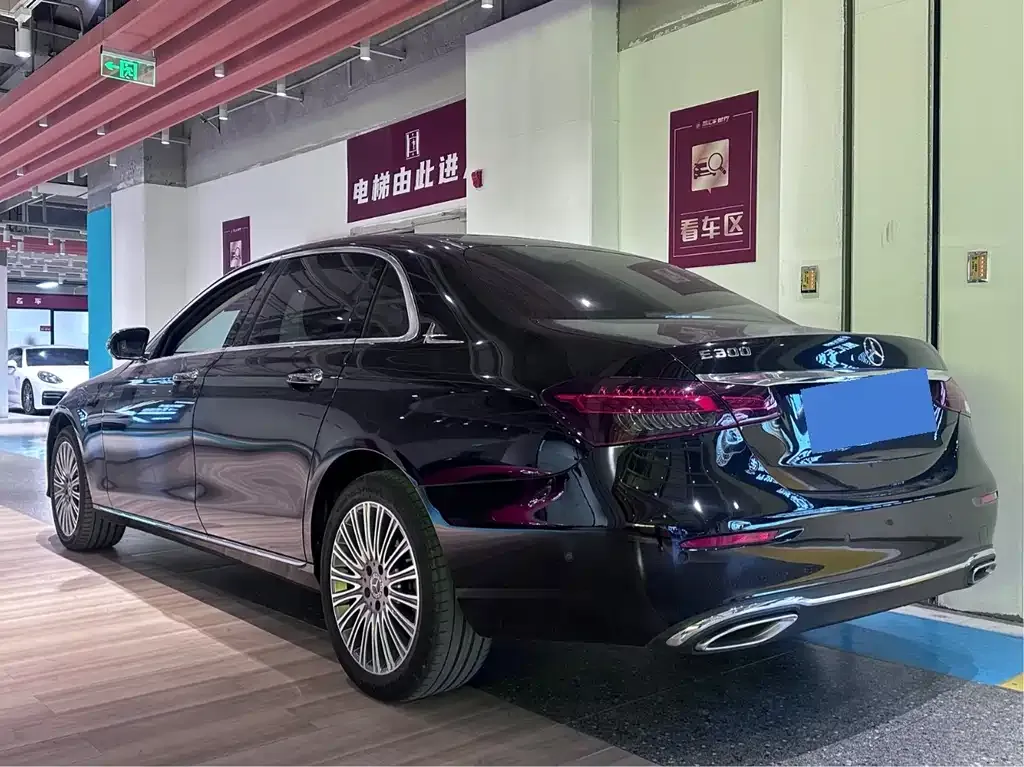 Mercedes-Benz E-Class 2022 из CN, фото 8