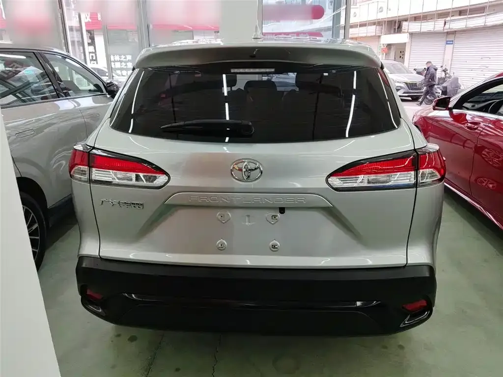 Toyota Frontlander 2023 из CN, фото 8