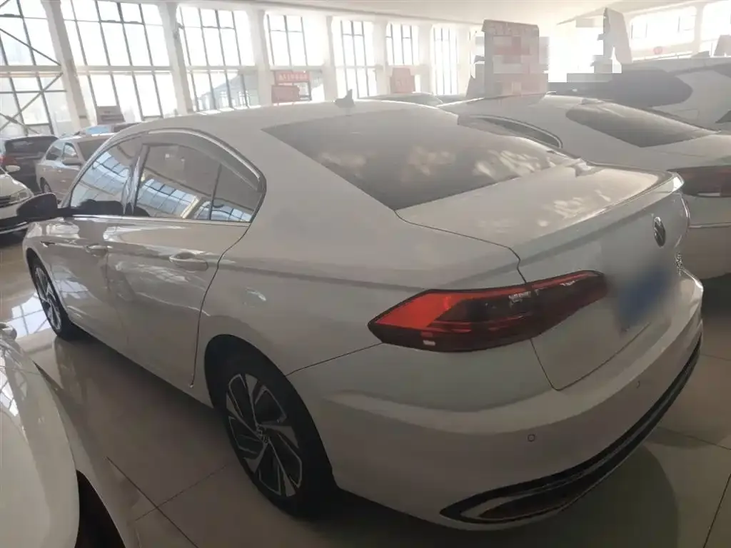 Volkswagen Bora 2023 из CN, фото 9