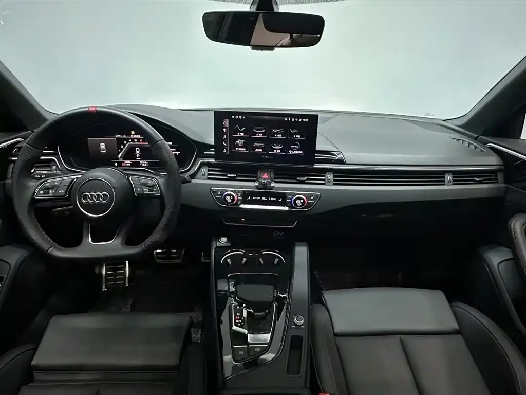 Audi A4L 2025 из CN, фото 3