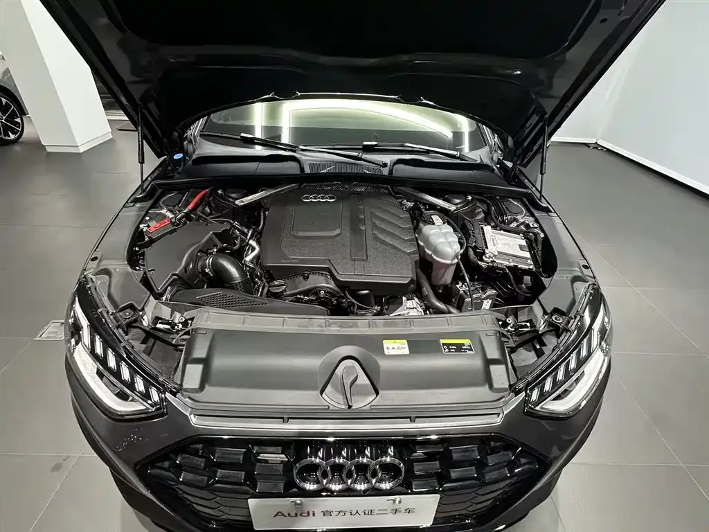 Audi A4L 2025 из CN, фото 10