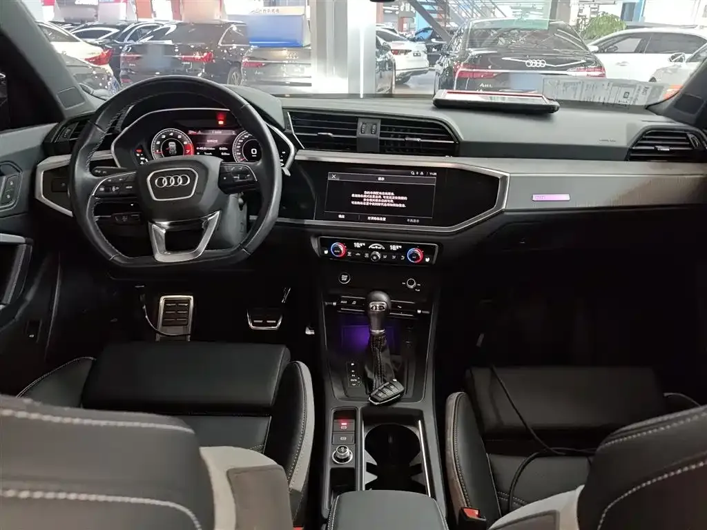 Audi Q3 2024 из CN, фото 10