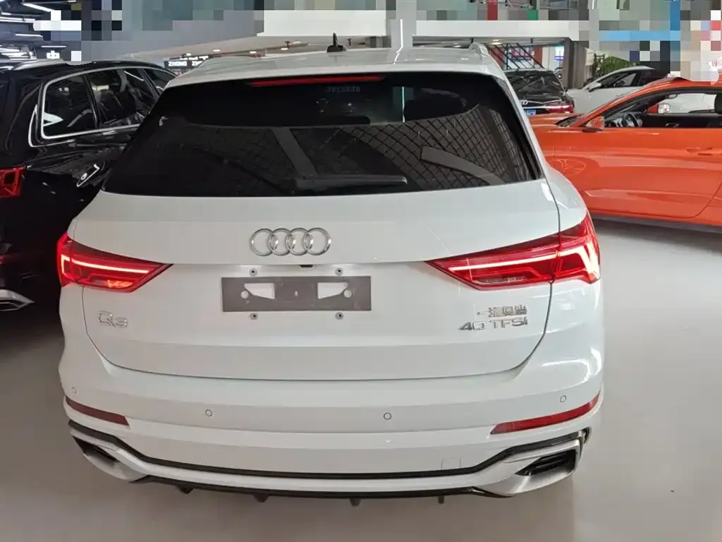 Audi Q3 2024 из CN, фото 3