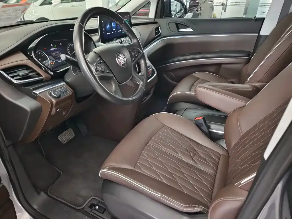 Buick GL8 2021 из CN, фото 4