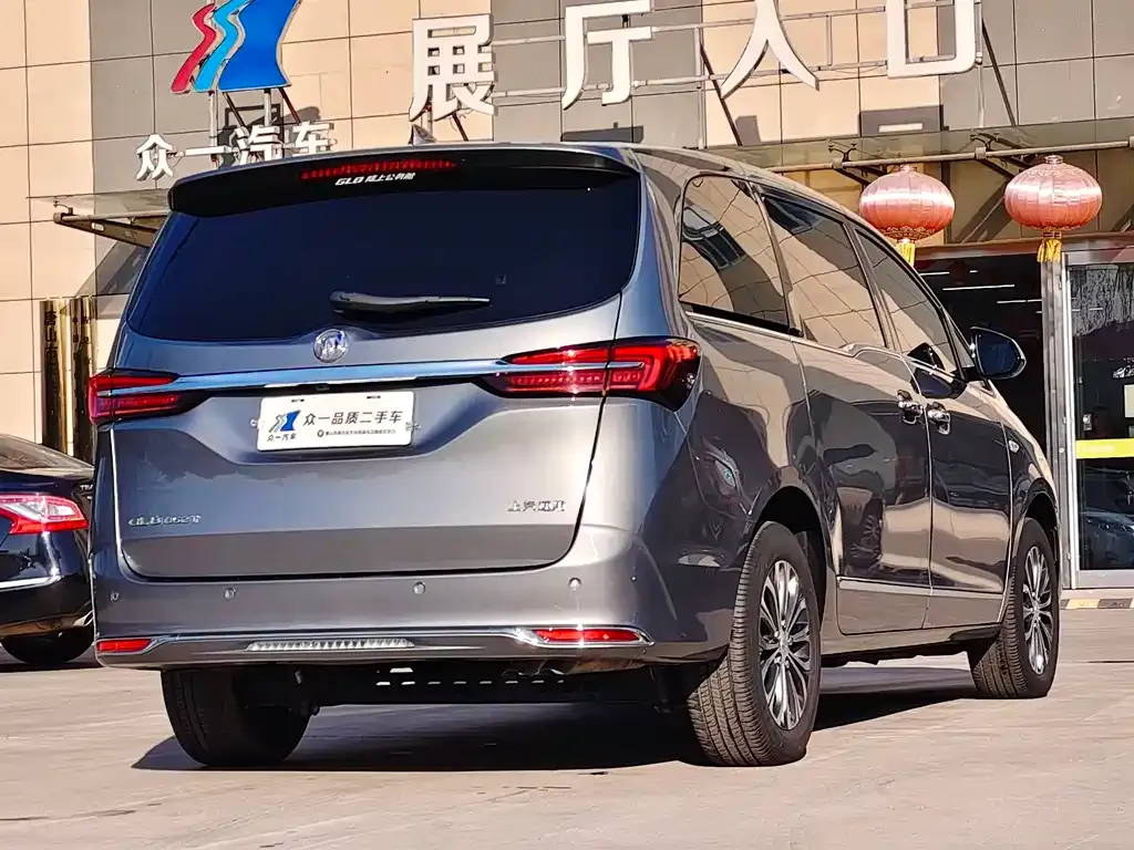 Buick GL8 2021 из CN, фото 6