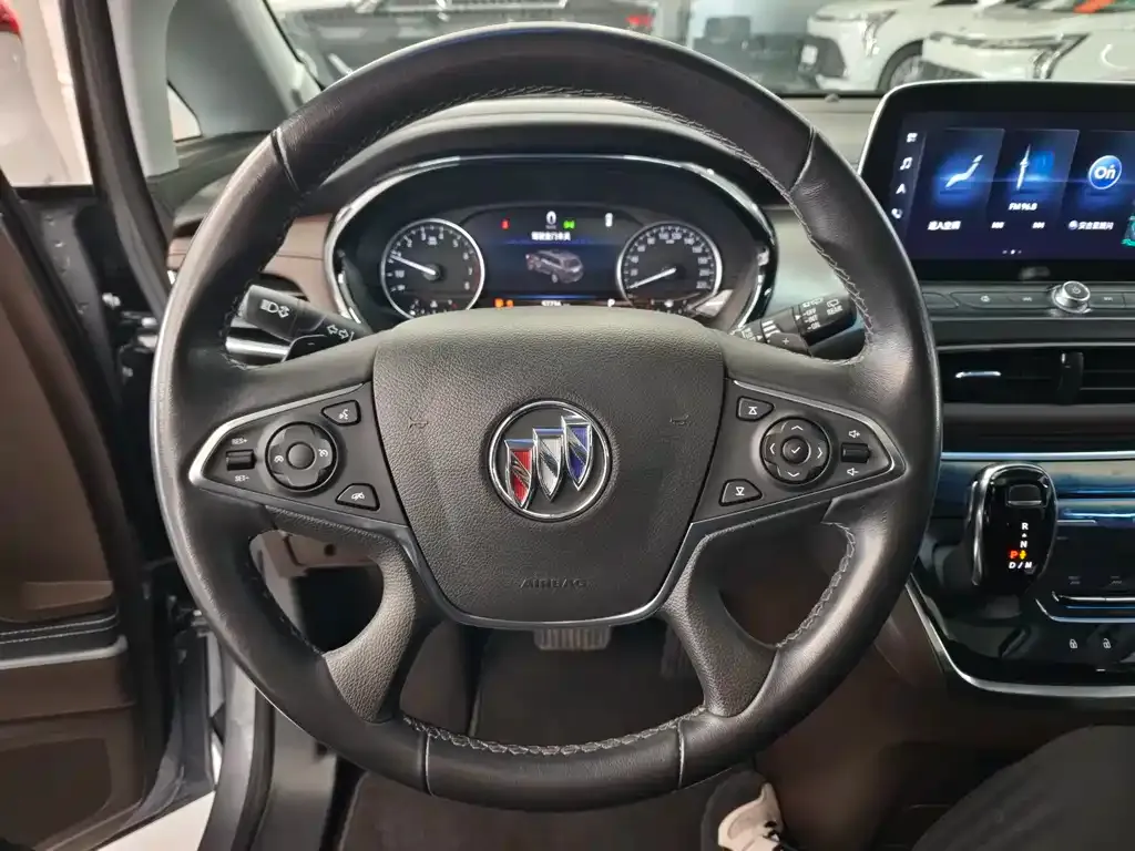 Buick GL8 2021 из CN, фото 10