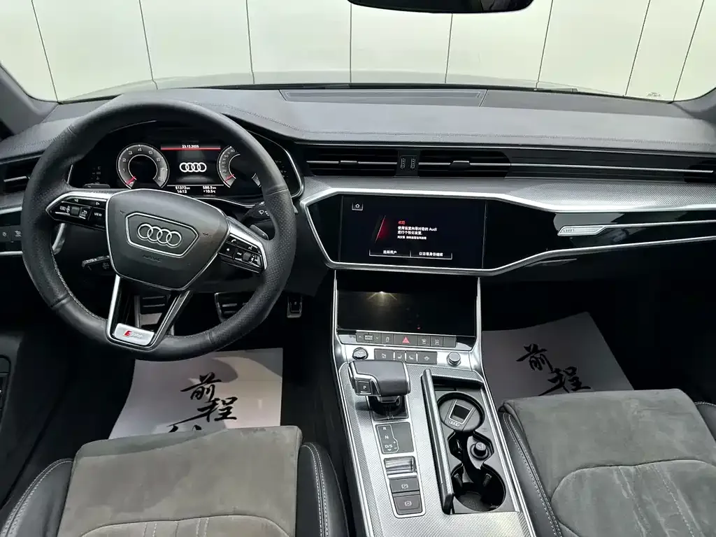 Audi A6L 2021 из CN, фото 5