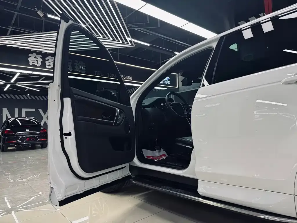 Land Rover Discovery Sport 2021 из CN, фото 3