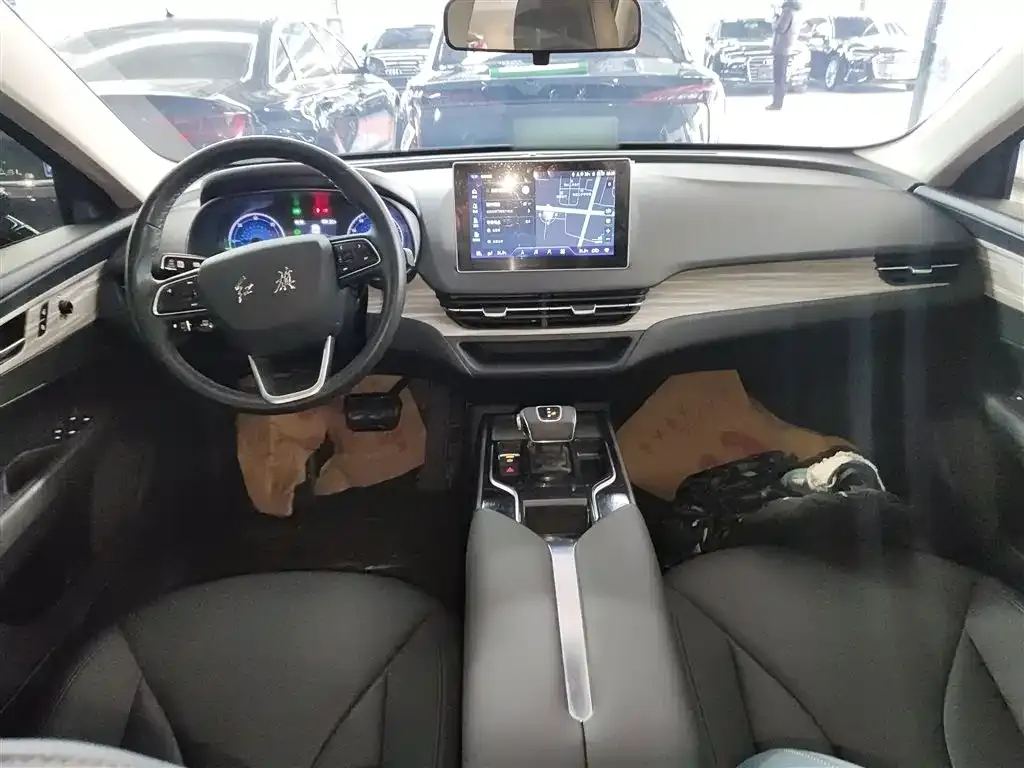 Hongqi E-QM5 2023 из CN, фото 10