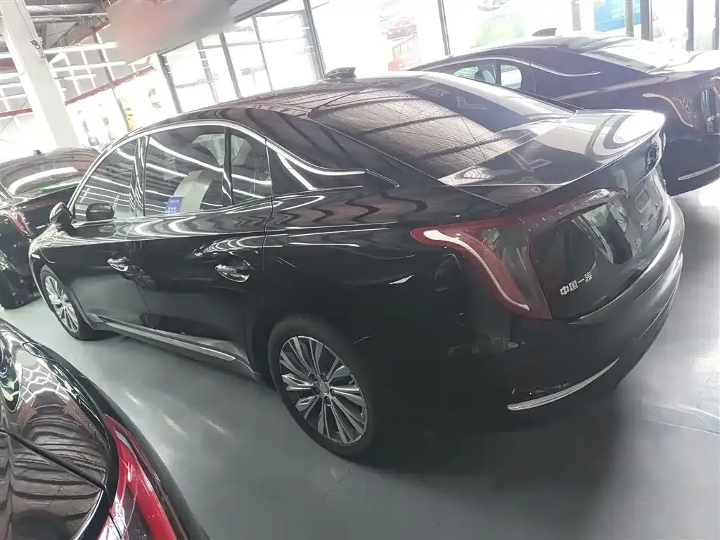 Hongqi E-QM5 2023 из CN, фото 5