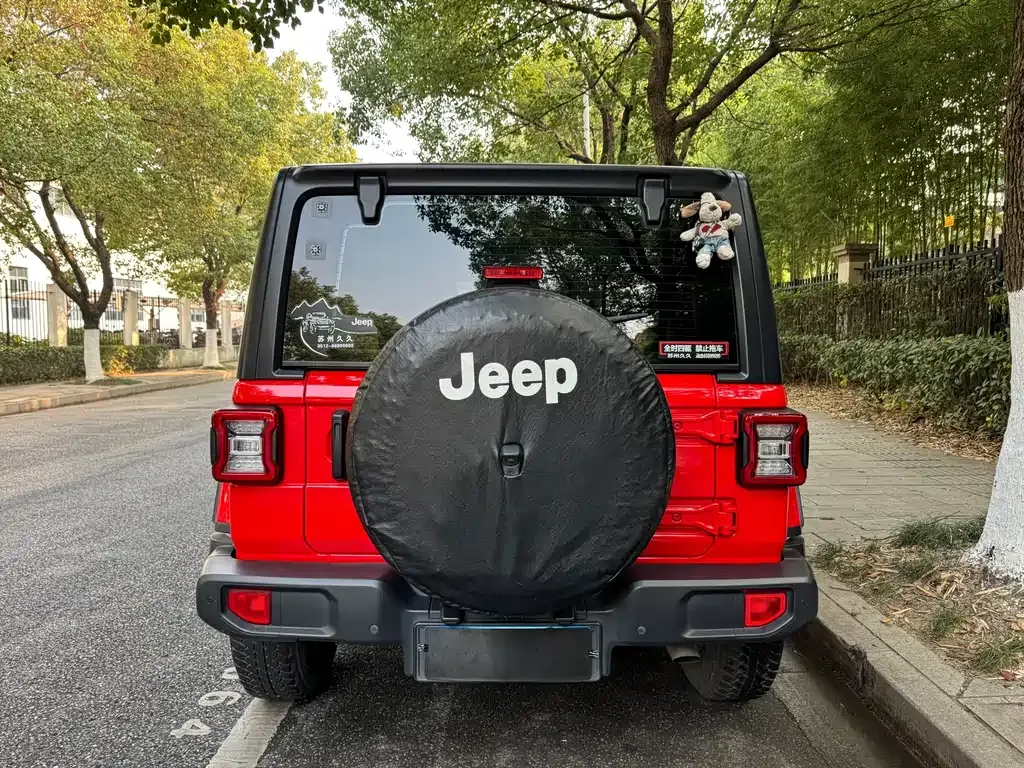Jeep Wrangler 2021 из CN, фото 10