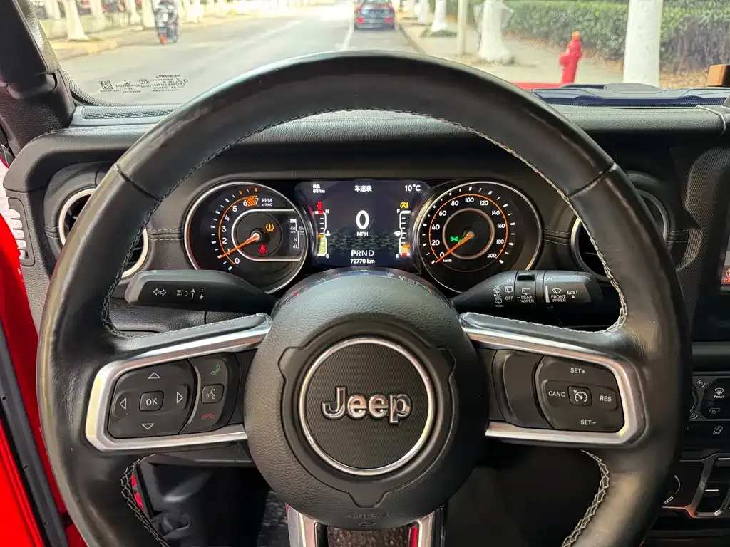 Jeep Wrangler 2021 из CN, фото 8