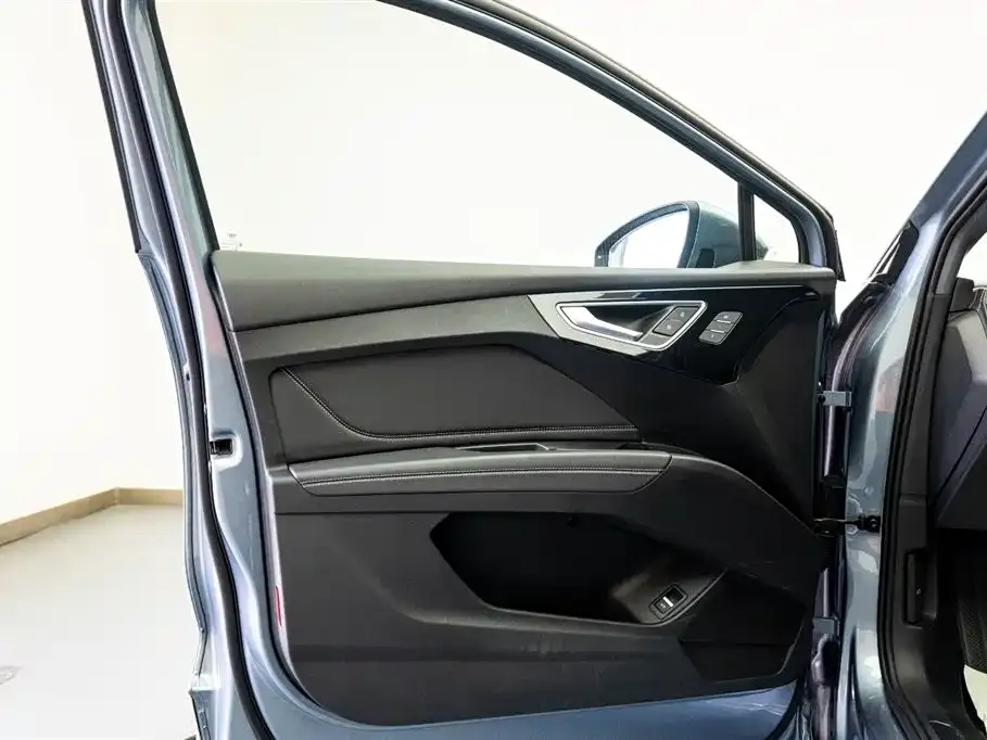 Audi Q4 e-tron 2024 из CN, фото 7