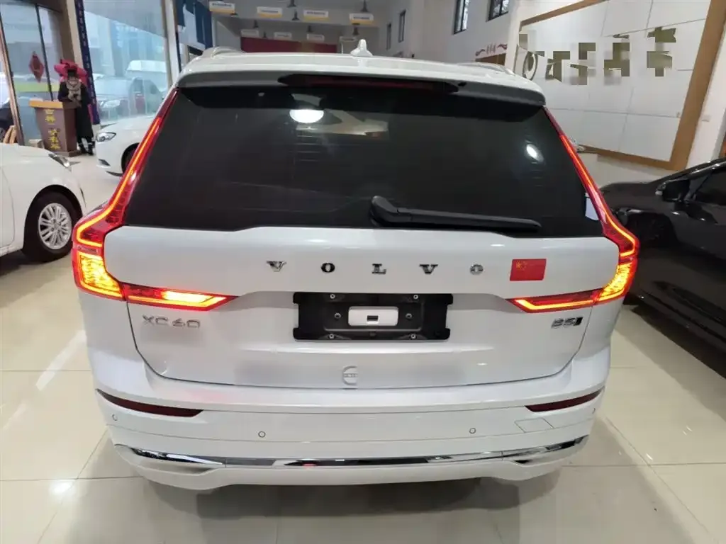 Volvo XC60 2024 из CN, фото 6