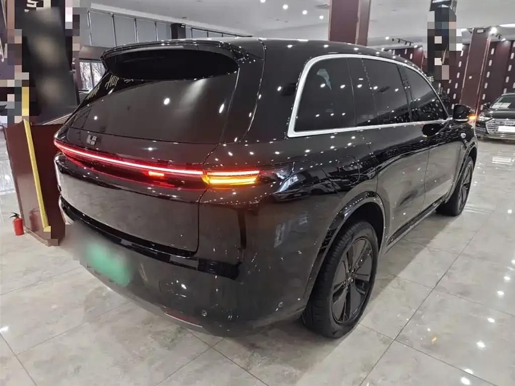 Li Auto L8 2024 из CN, фото 2