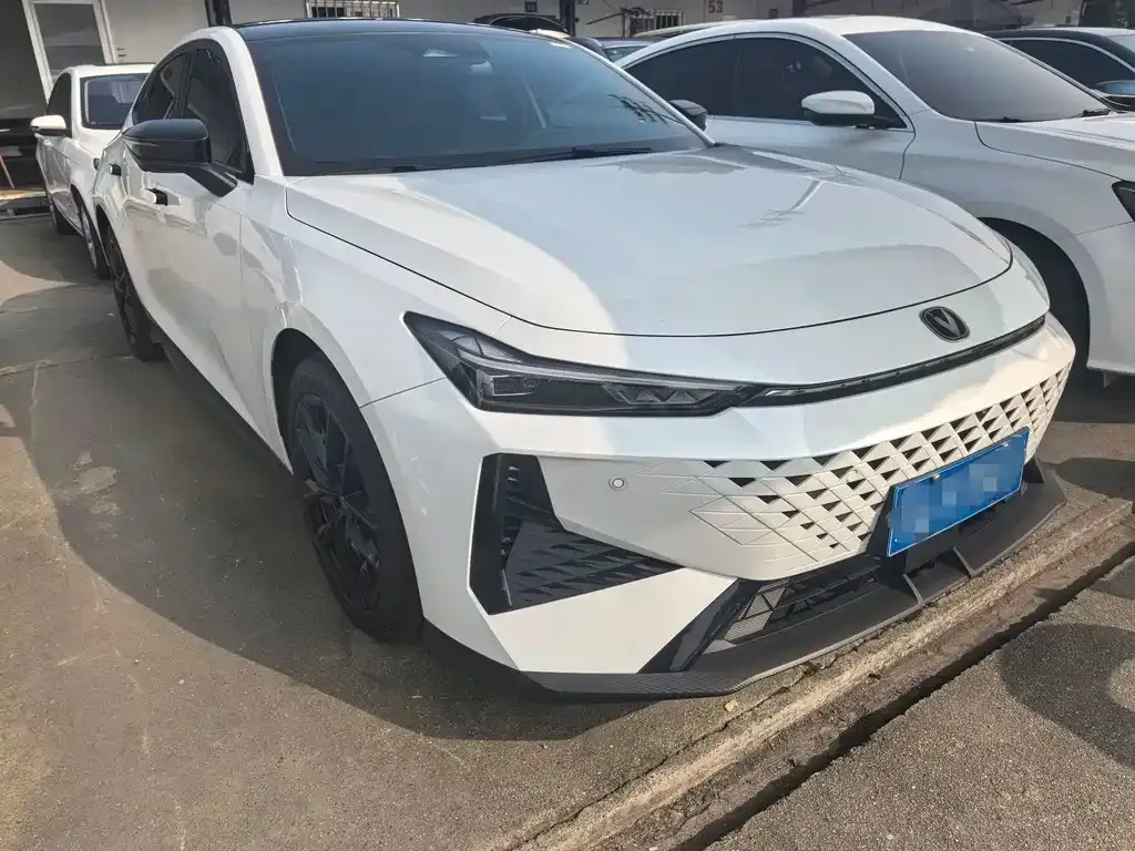 Changan UNI-V 2024 из CN, фото 3