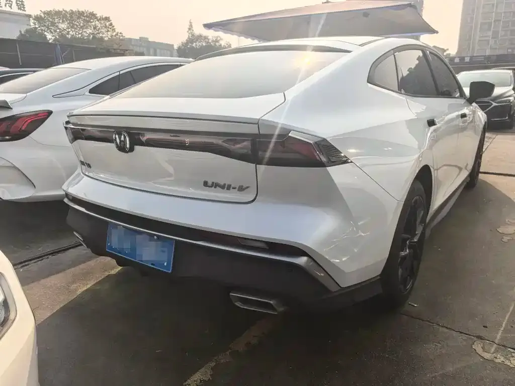 Changan UNI-V 2024 из CN, фото 8