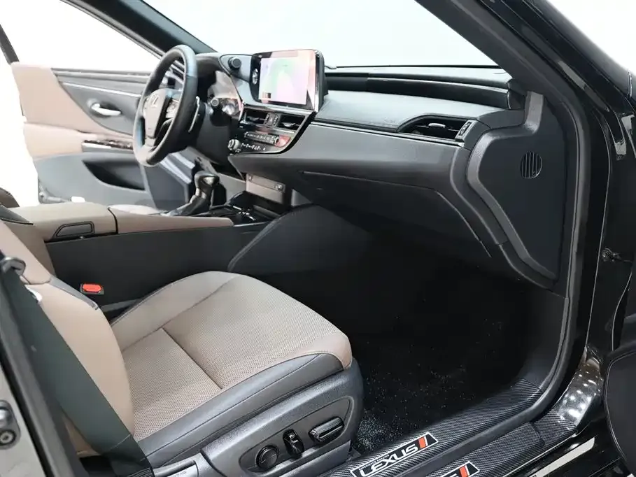 Lexus ES 2024 из CN, фото 7