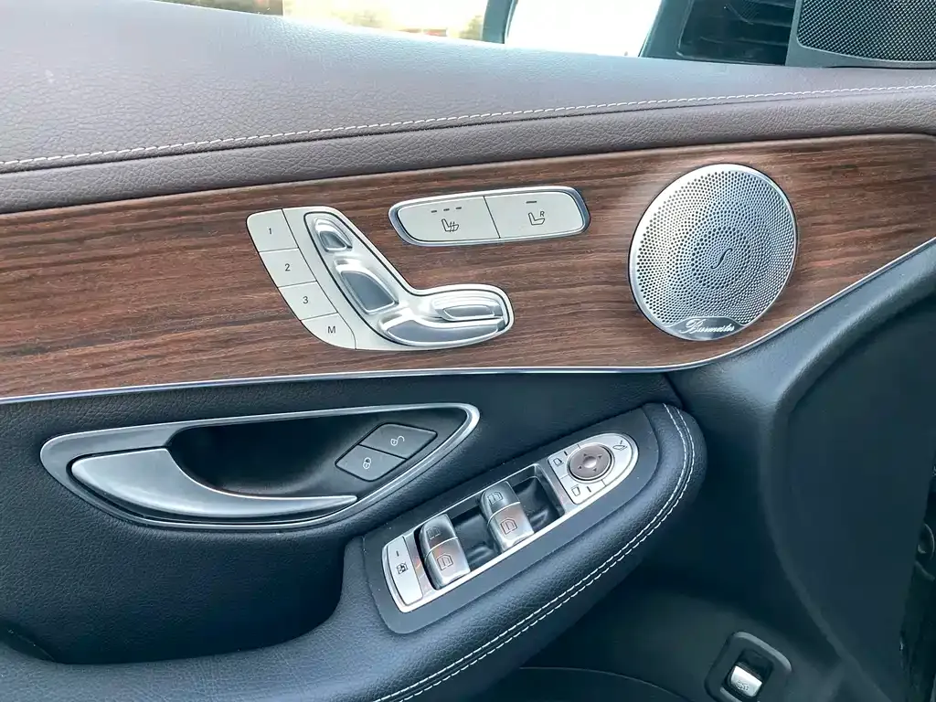 Mercedes-Benz GLC 2021 из CN, фото 2