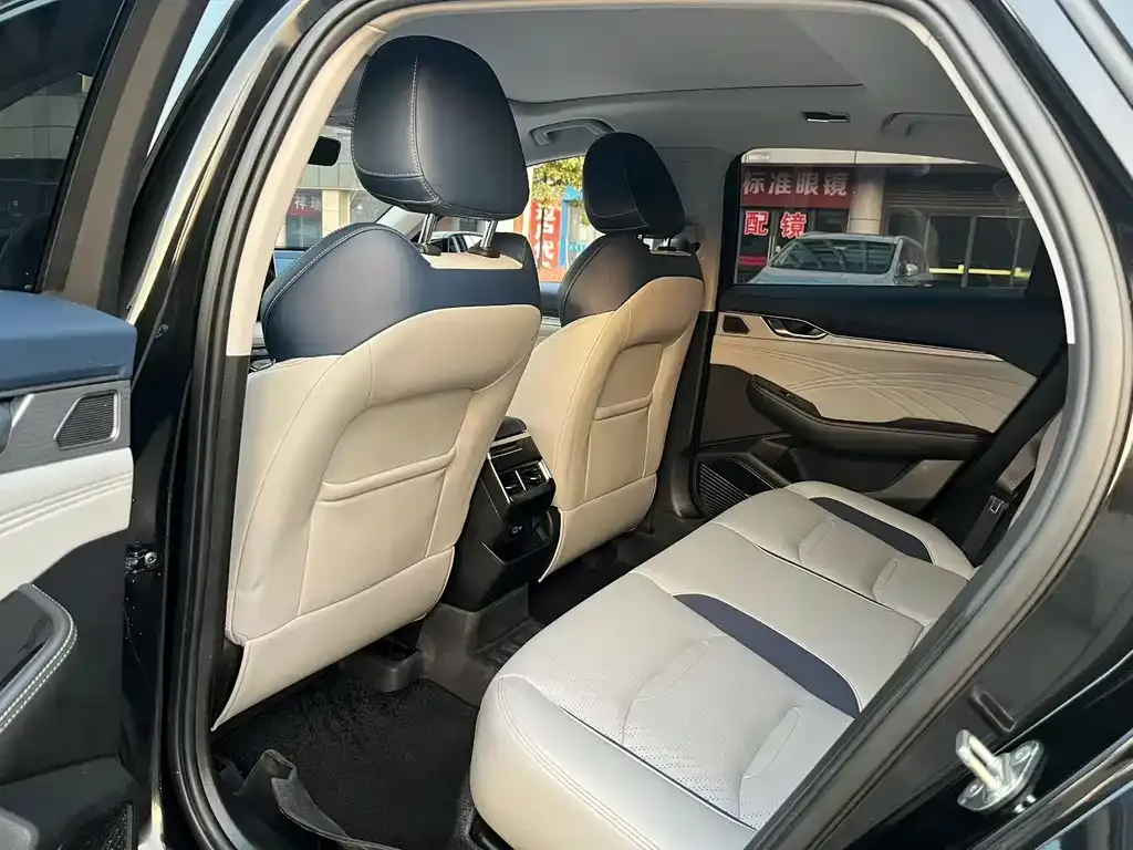 Geely Xingrui 2022 из CN, фото 2