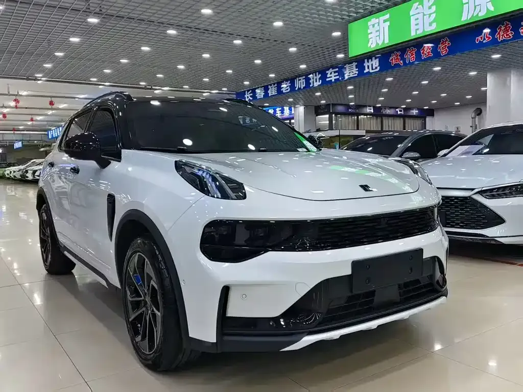 Lynk & Co 01 2023 из CN, фото 2