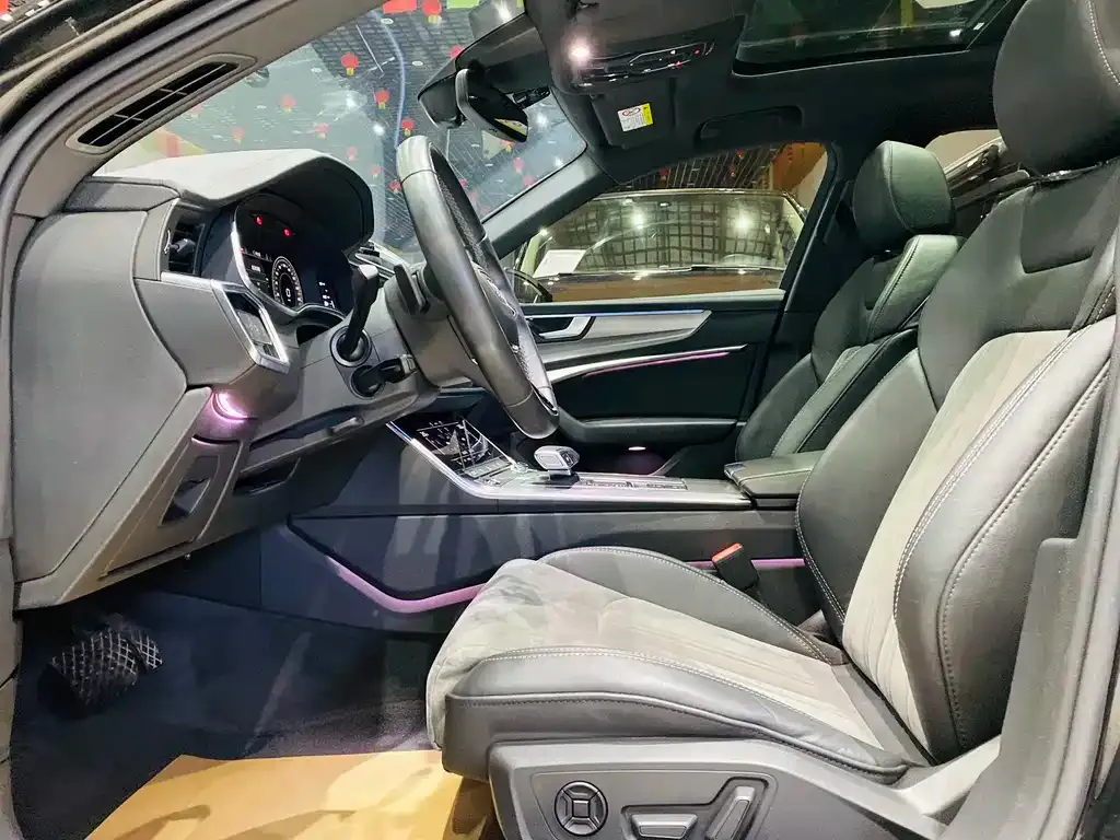 Audi A6L 2022 из CN, фото 6