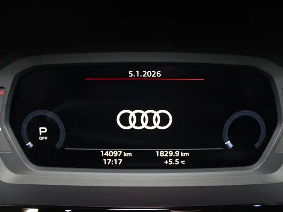 Audi A3 2023 из CN, фото 2