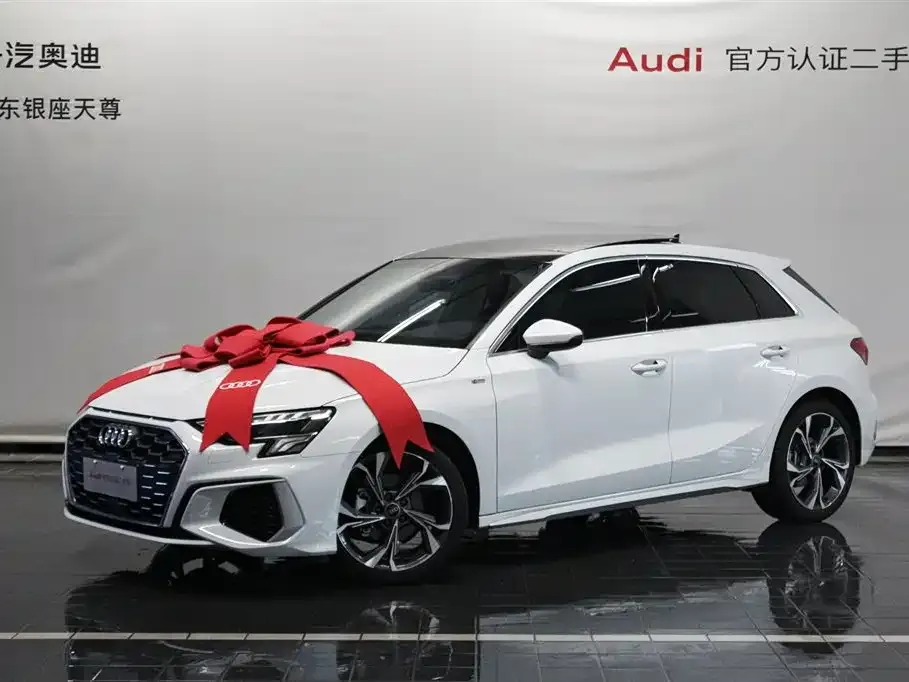 Audi A3 2023 из CN, фото 4