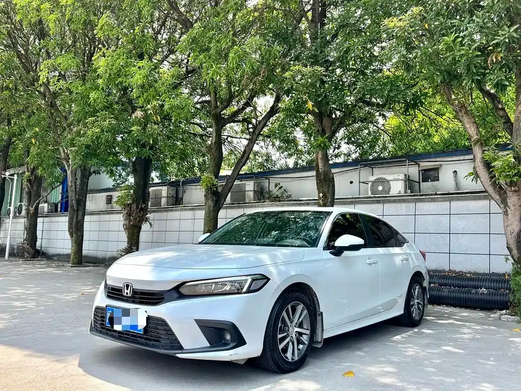 Honda Civic — фото 1