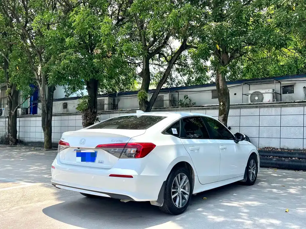 Honda Civic — фото 7
