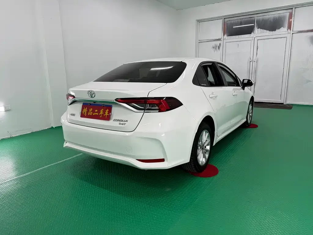 Toyota Corolla 2022 из CN, фото 2