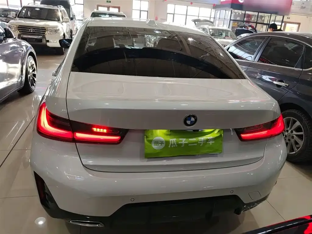 BMW 3 Series 2023 из CN, фото 9