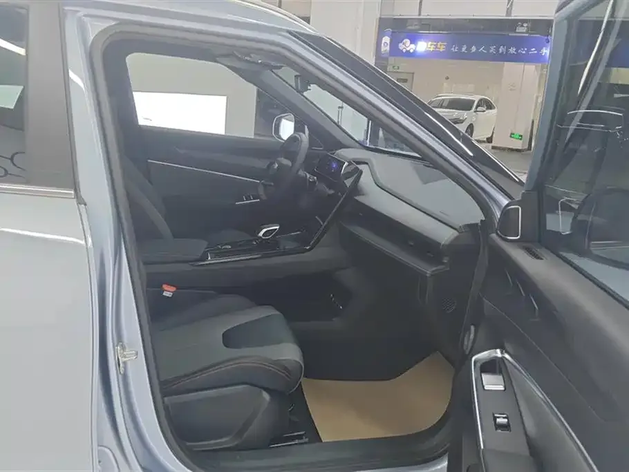 Geely Boyue 2024 из CN, фото 6