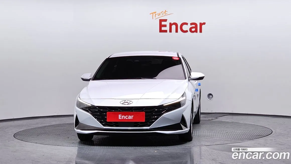 Hyundai AVANTE — фото 2
