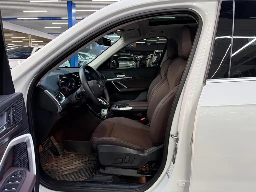 BMW X1 2024 из CN, фото 4