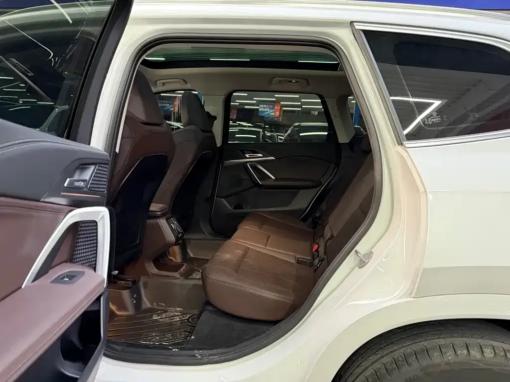 BMW X1 2024 из CN, фото 2