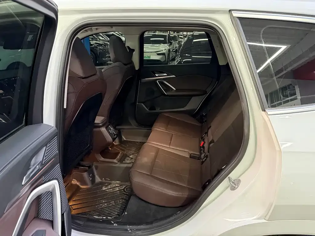 BMW X1 2024 из CN, фото 8