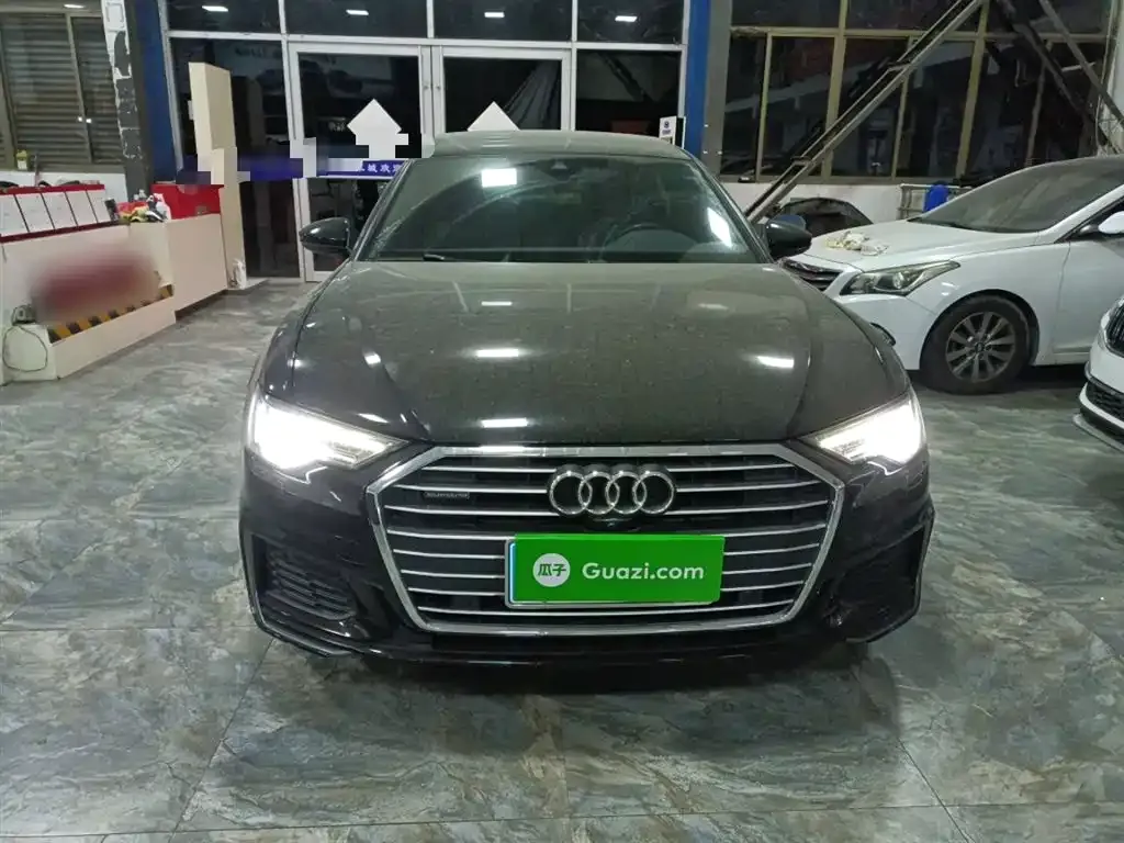 Audi A6L 2022 из CN, фото 9