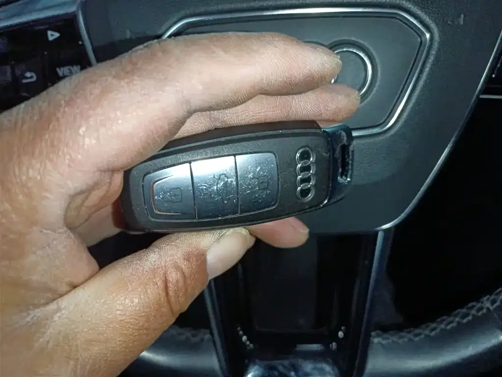 Audi A6L 2022 из CN, фото 5