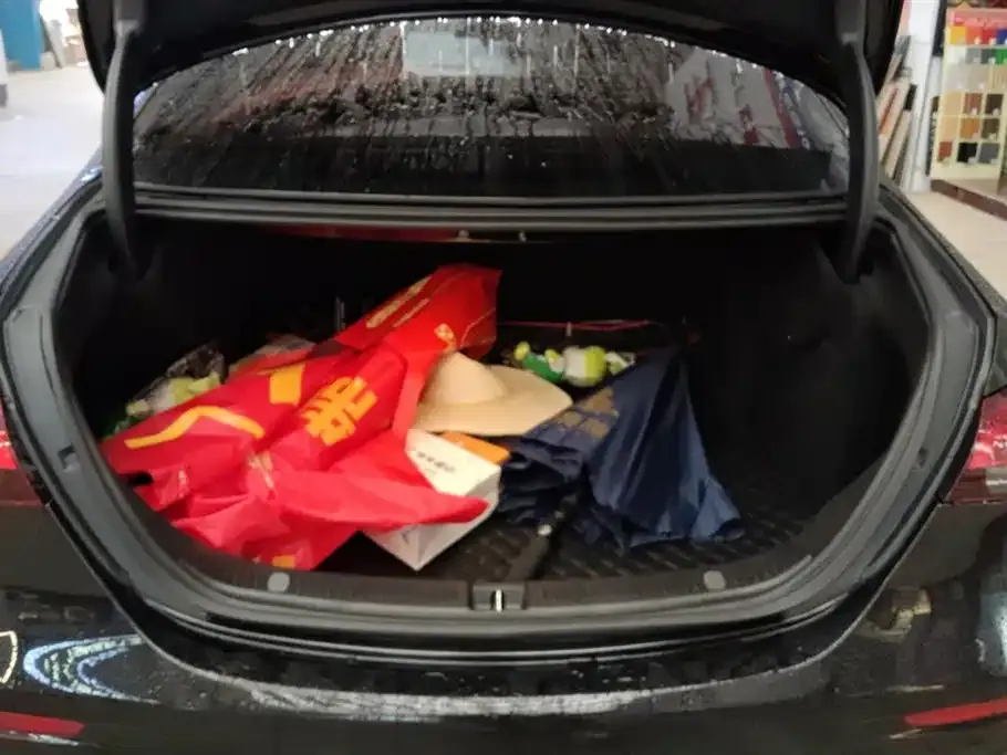Mercedes-Benz E-Class 2023 из CN, фото 3
