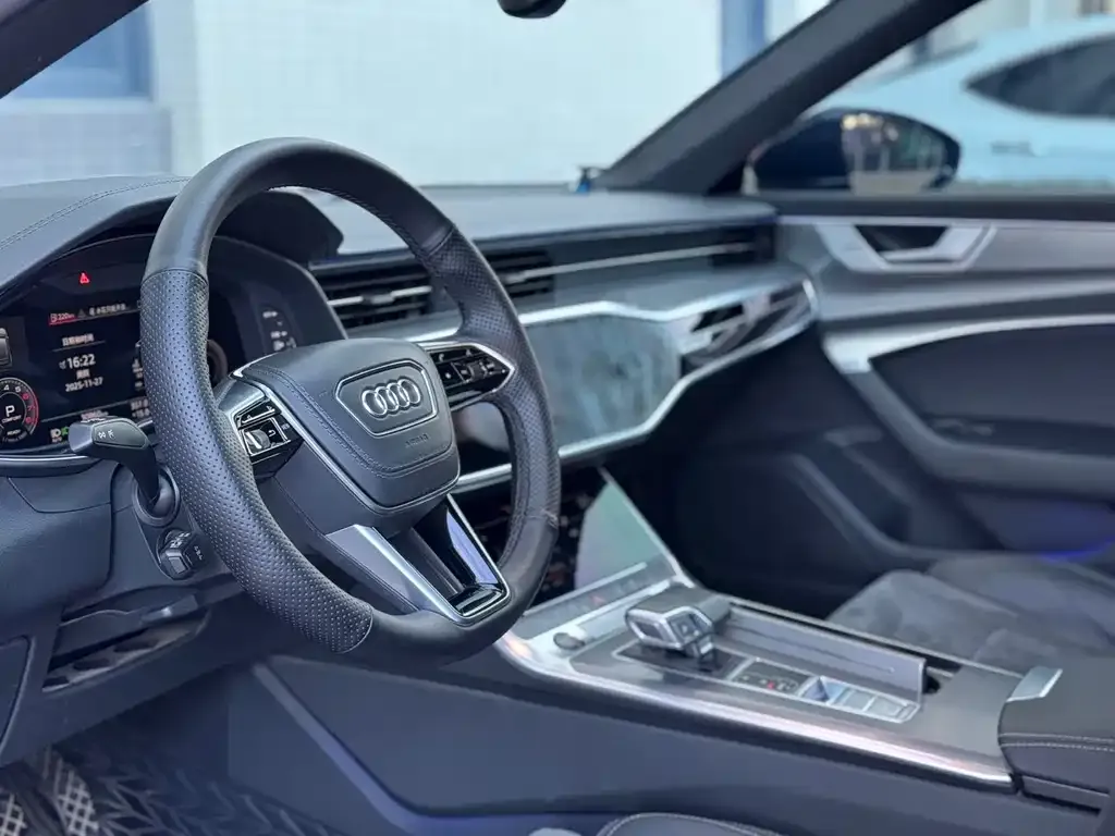 Audi A6L 2022 из CN, фото 3