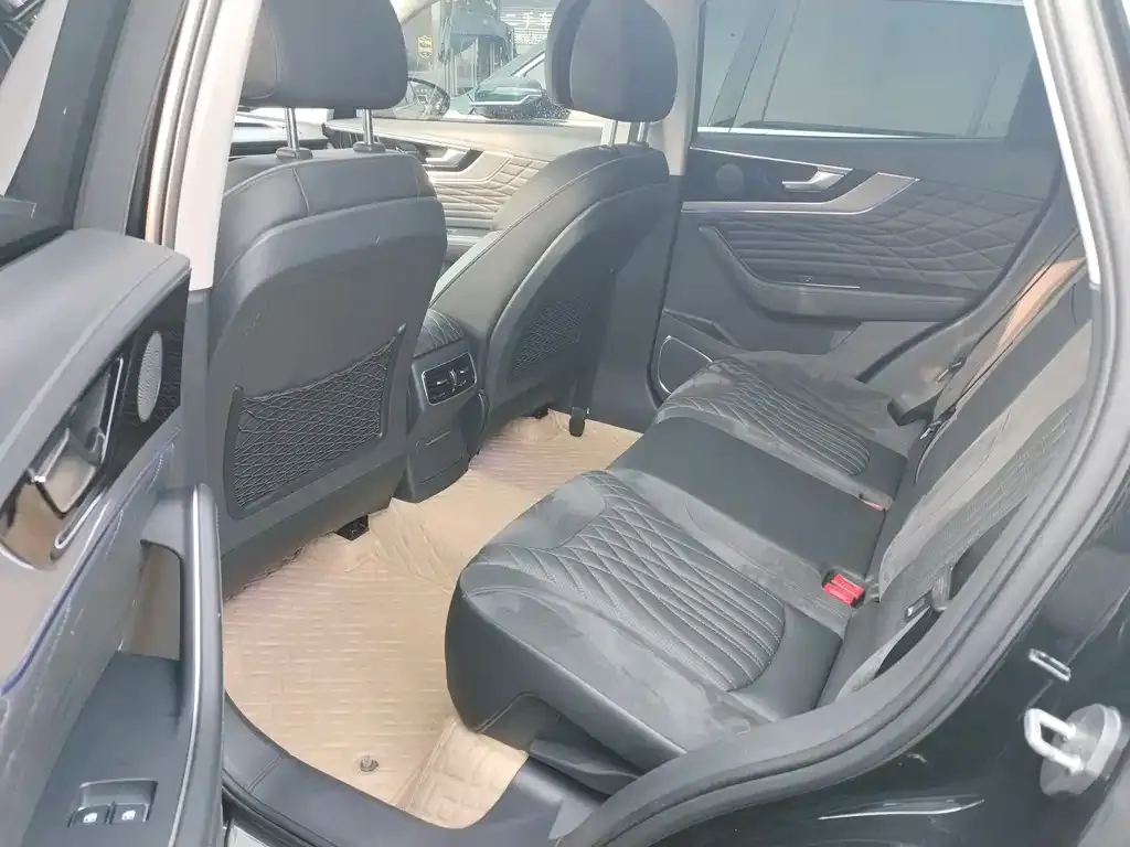 Hongqi HS5 2022 из CN, фото 4