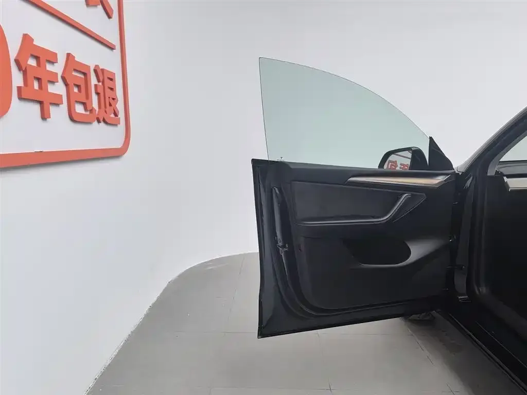 Tesla Model Y 2022 из CN, фото 8