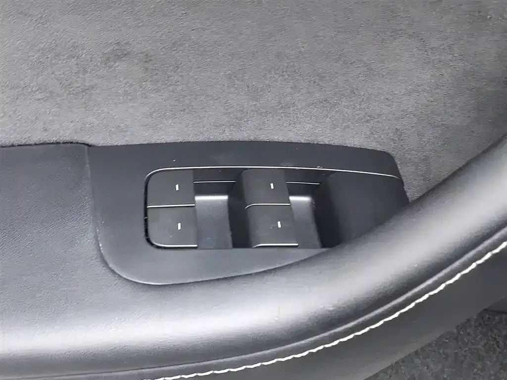 Tesla Model Y 2022 из CN, фото 9