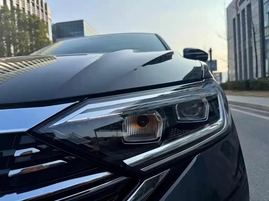 Volkswagen Sagitar 2024 из CN, фото 5