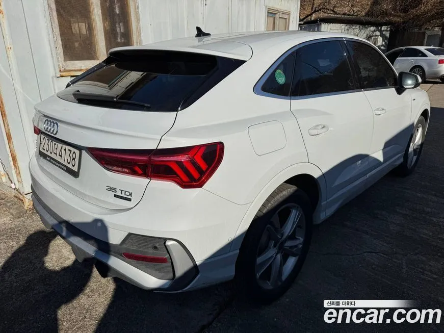 Audi Q3 2023 из KR, фото 4